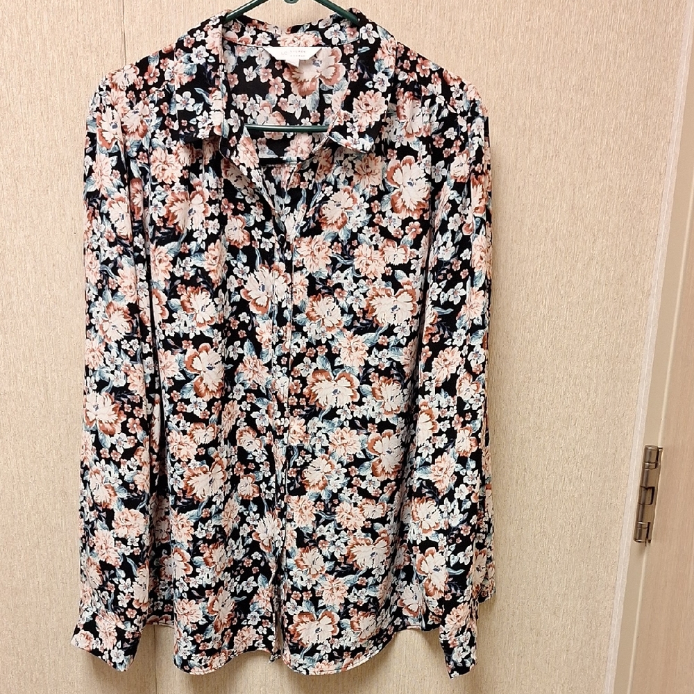 LC Lauren Conrad Floral Button Down Shirt - Black, White, Peach